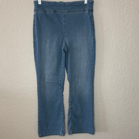 We The Free In My Feelings Flare Pull On Jeans Sz Small Medium Wash - Picture 2 of 7
